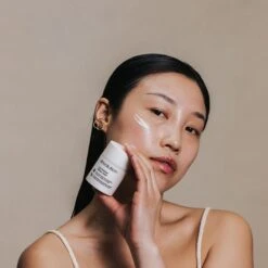 La Crème Beau Jour -Eclat Naturel Geschaft prod 3419 la creme beau jour 1920x1920 s